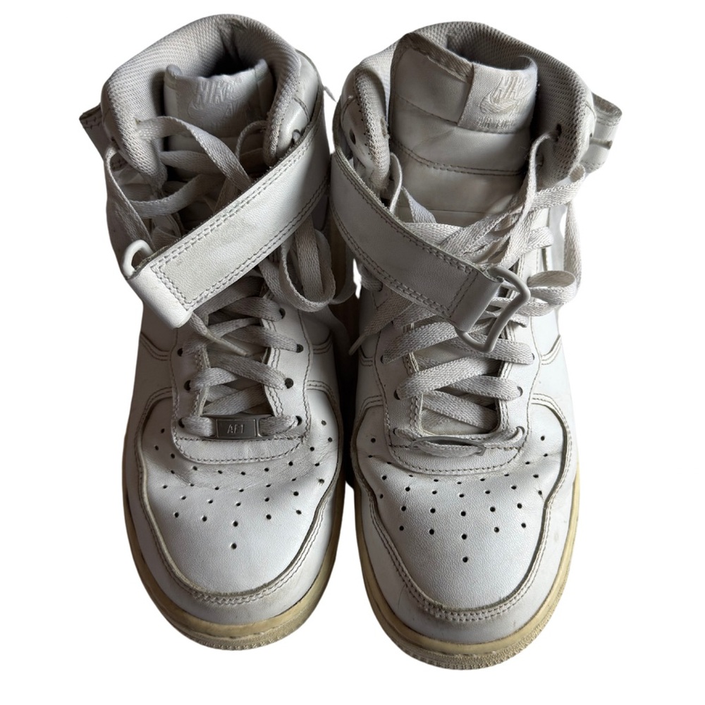 White Nike Air Force 1 Basketball Shoes